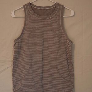 Lululemon Workout Top